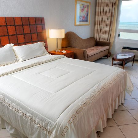 Ramada By Wyndham Princess Belize City Chambre photo
