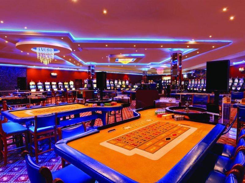 Ramada By Wyndham Princess Belize City Extérieur photo