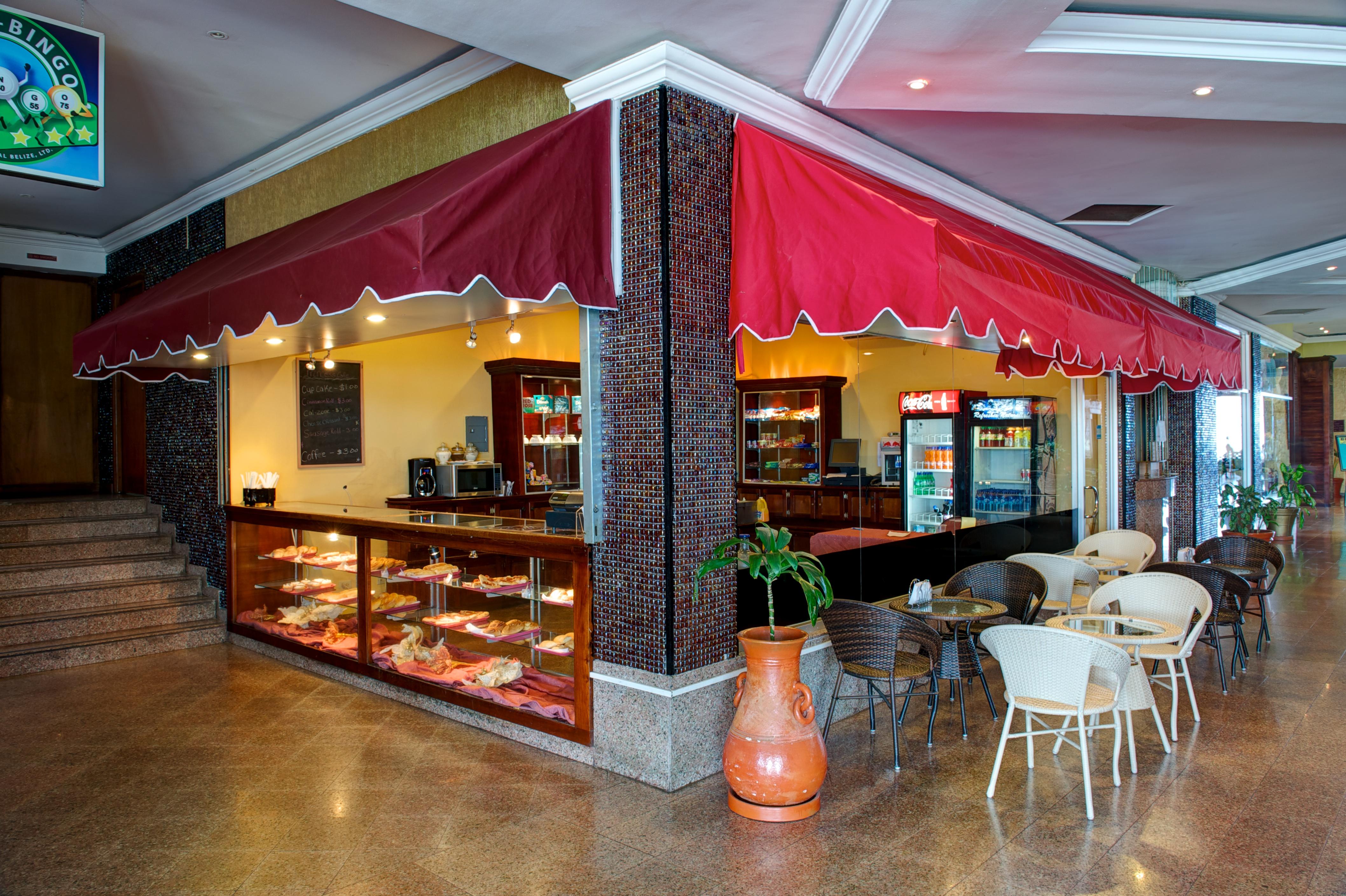 Ramada By Wyndham Princess Belize City Extérieur photo
