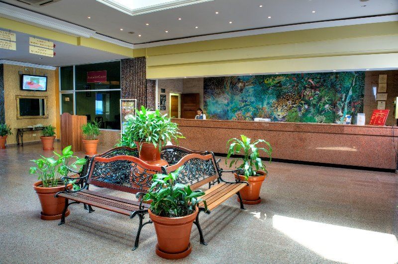 Ramada By Wyndham Princess Belize City Intérieur photo