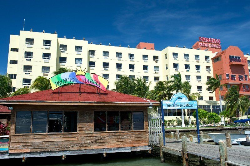 Ramada By Wyndham Princess Belize City Extérieur photo